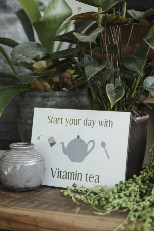 Metallschild *START YOUR DAY WITH VITAMIN TEA* Ib Laursen – Bild 2
